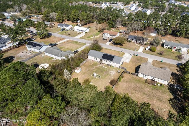 174 Sanders Drive, Hubert, NC 28539