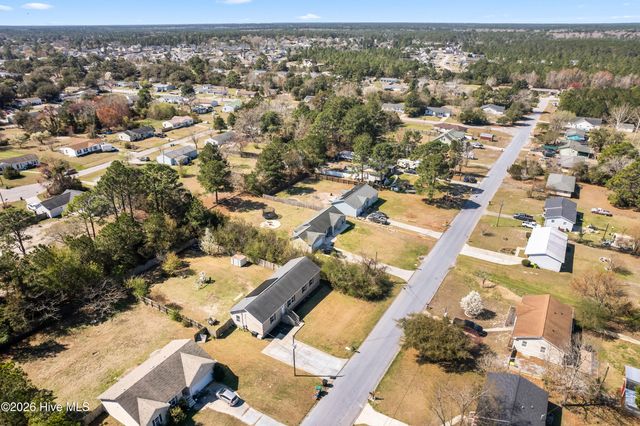 174 Sanders Drive, Hubert, NC 28539