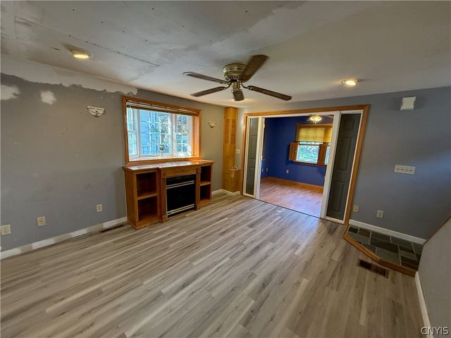 242 West 8th Street, Oswego, NY 13126