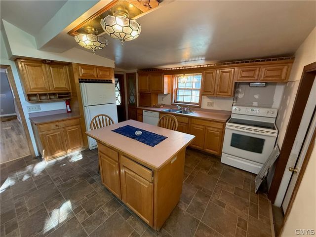 242 West 8th Street, Oswego, NY 13126