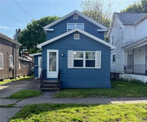 242 West 8th Street, Oswego, NY 13126