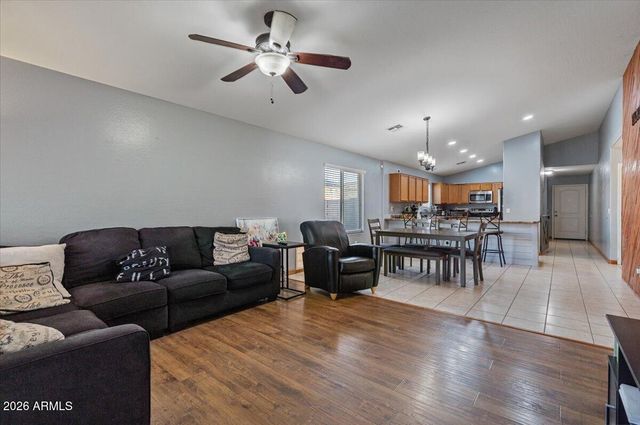 4888 S ROVEY Parkway, Buckeye, AZ 85326