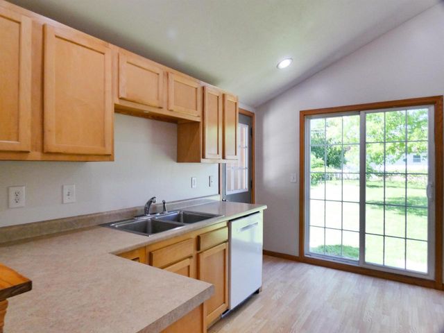1224 WIRTZ AVENUE, Green Bay, WI 54304
