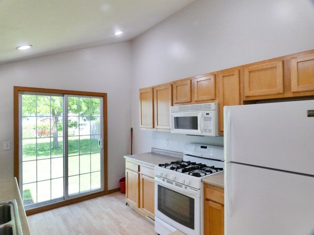 1224 WIRTZ AVENUE, Green Bay, WI 54304