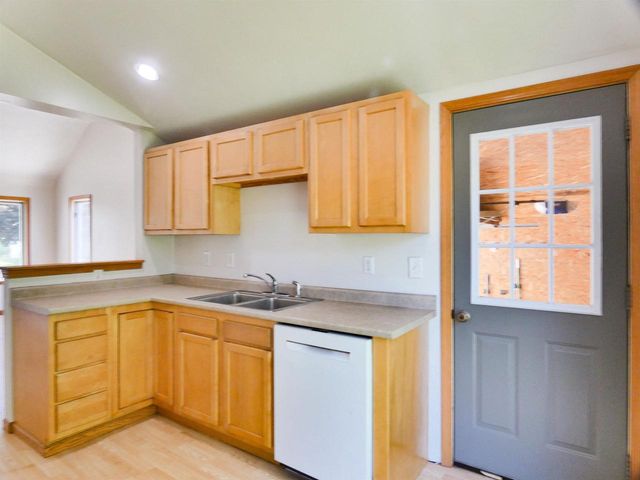 1224 WIRTZ AVENUE, Green Bay, WI 54304