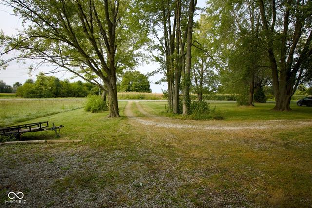 9885 E County Road 1000 N, Brownsburg, IN 46112