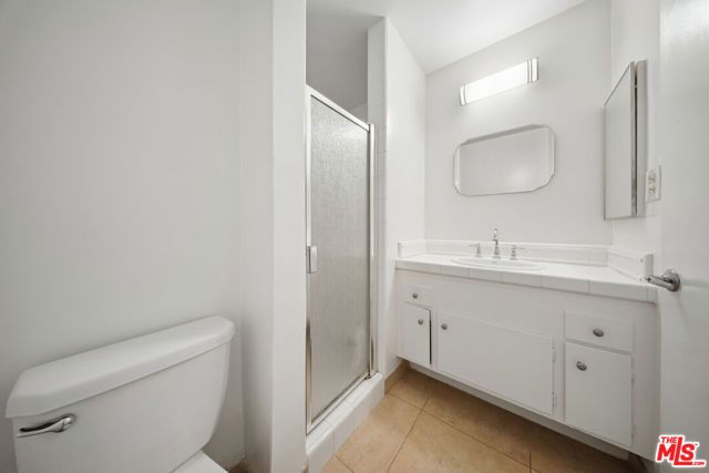 7540 Hampton 206, West Hollywood, CA 90046