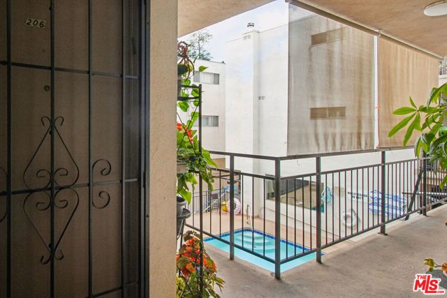 7540 Hampton 206, West Hollywood, CA 90046