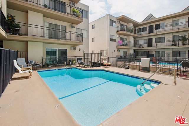 7540 Hampton 206, West Hollywood, CA 90046