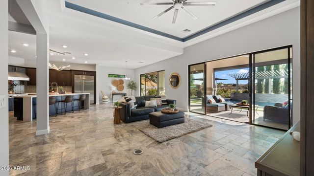 6684 S SAN PABLO Avenue, Gilbert, AZ 85298