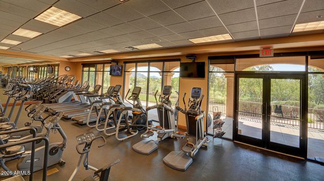 6684 S SAN PABLO Avenue, Gilbert, AZ 85298