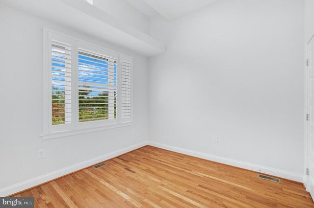 2317 MINNESOTA AVE SE, Washington, DC 20020