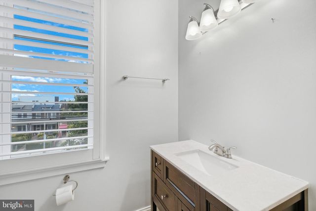 2317 MINNESOTA AVE SE, Washington, DC 20020