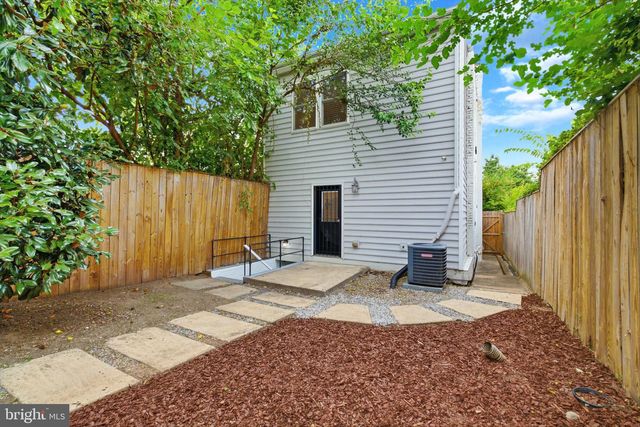 2317 MINNESOTA AVE SE, Washington, DC 20020