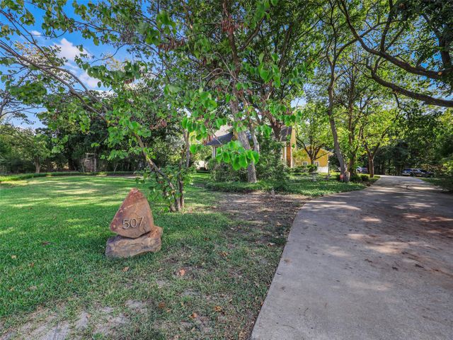 507 W White Street, Anna, TX 75409