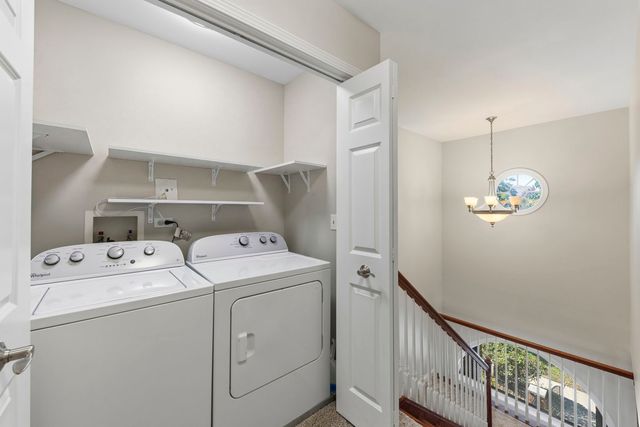 808 Shandrew Drive 808, Naperville, IL 60540