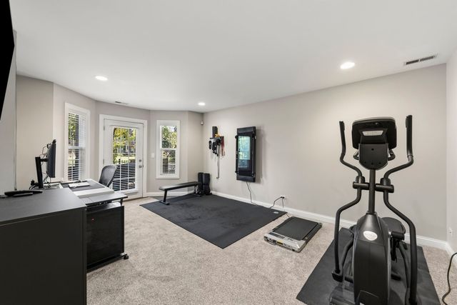 808 Shandrew Drive 808, Naperville, IL 60540