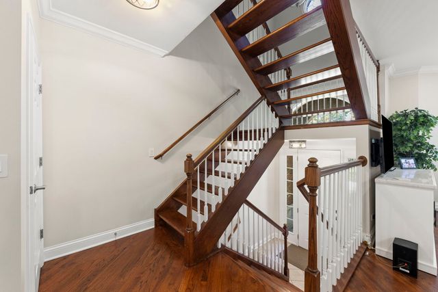 808 Shandrew Drive 808, Naperville, IL 60540