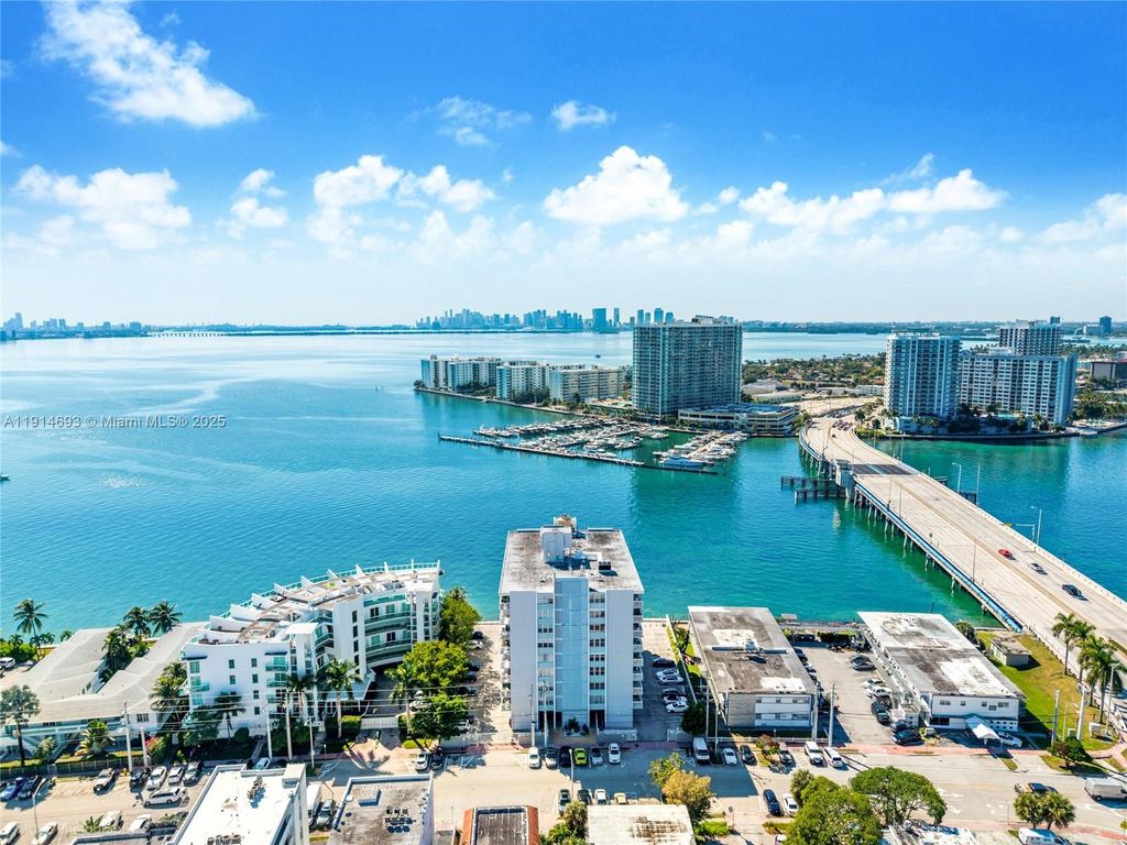 2016 Bay Dr 904, Miami Beach, FL 33141