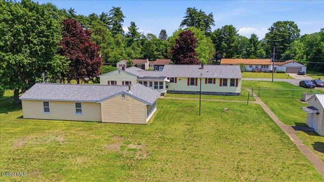 9 Lupine Lane, Queensbury, NY 12804