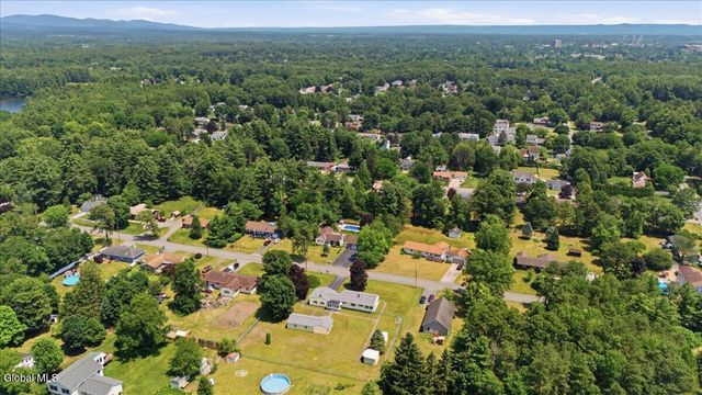 9 Lupine Lane, Queensbury, NY 12804