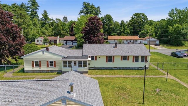 9 Lupine Lane, Queensbury, NY 12804