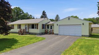 9 Lupine Lane, Queensbury, NY 12804