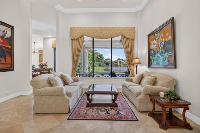 10715 Versailles Boulevard, Wellington, FL 33449