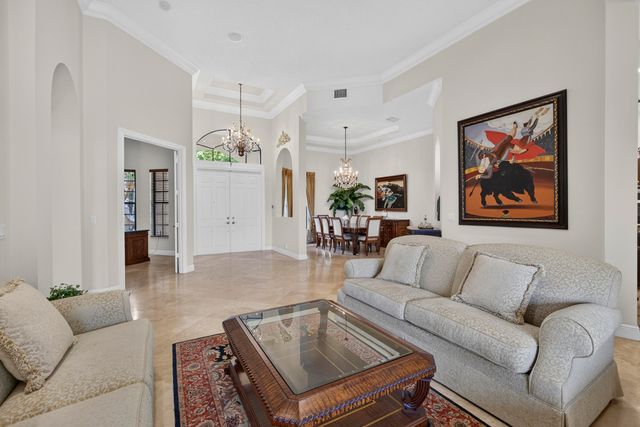 10715 Versailles Boulevard, Wellington, FL 33449