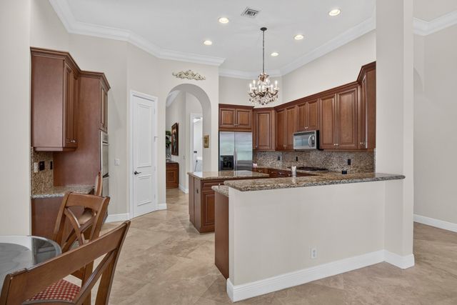 10715 Versailles Boulevard, Wellington, FL 33449