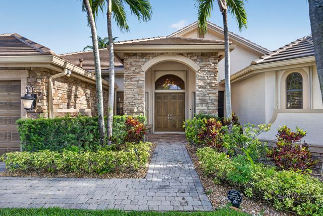 10715 Versailles Boulevard, Wellington, FL 33449