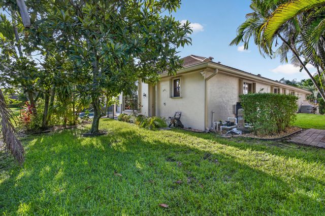 10715 Versailles Boulevard, Wellington, FL 33449