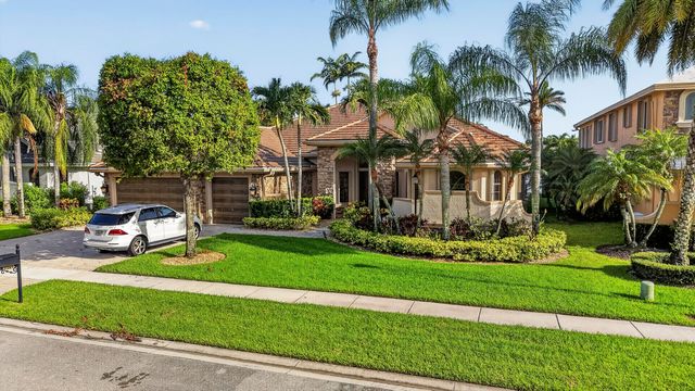 10715 Versailles Boulevard, Wellington, FL 33449