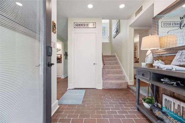 800 Northwoods Drive, Point Blank, TX 77364