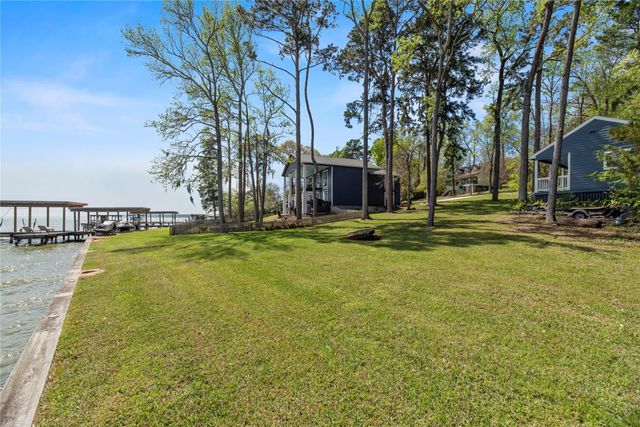 800 Northwoods Drive, Point Blank, TX 77364