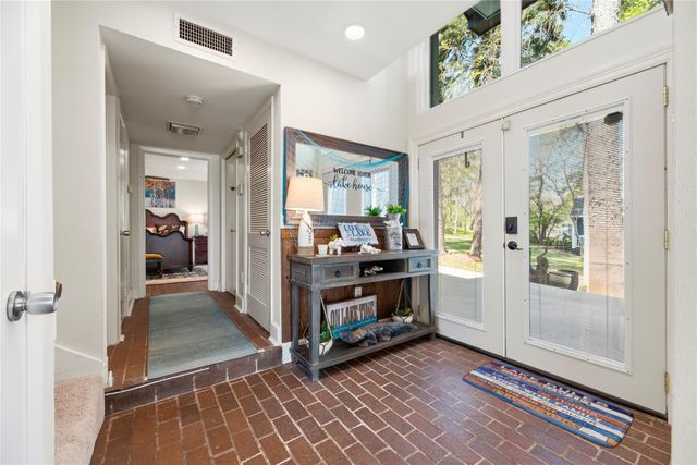 800 Northwoods Drive, Point Blank, TX 77364