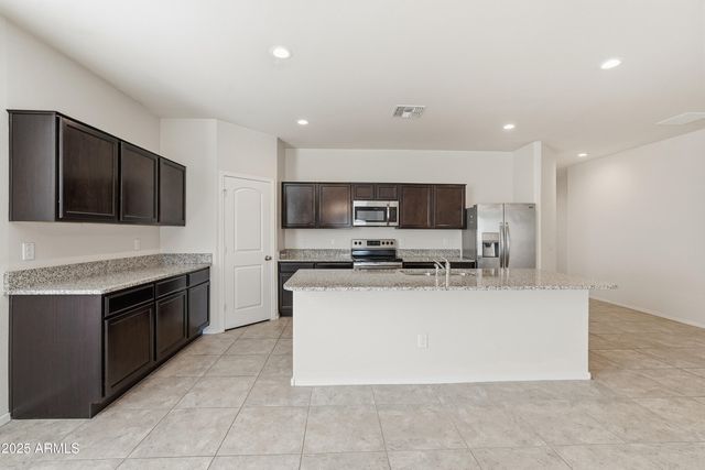 8621 S 257TH Avenue, Buckeye, AZ 85326