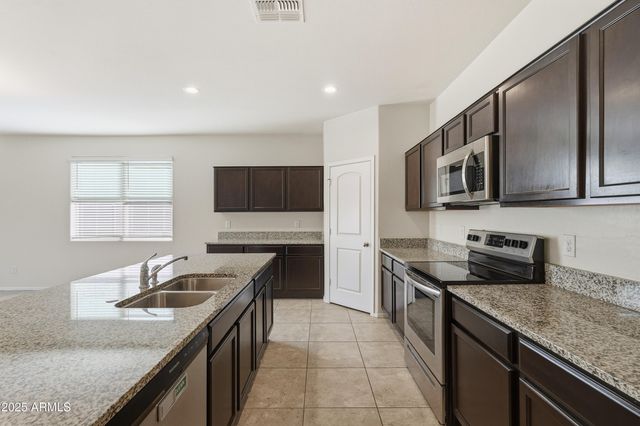 8621 S 257TH Avenue, Buckeye, AZ 85326