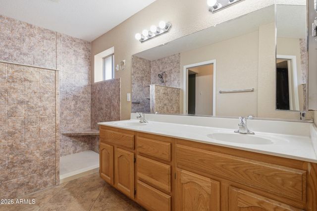 2164 S OLIVEWOOD Drive, Mesa, AZ 85209