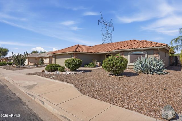 2164 S OLIVEWOOD Drive, Mesa, AZ 85209
