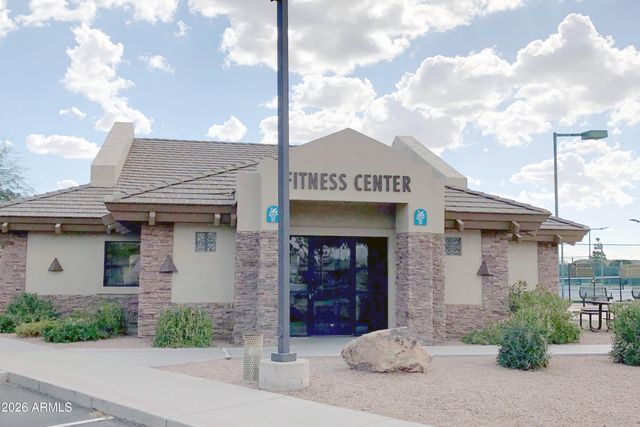 2164 S OLIVEWOOD Drive, Mesa, AZ 85209