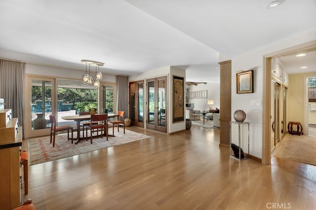 16700 Bosque Drive, Encino, CA 91436