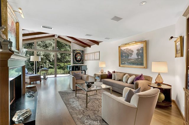 16700 Bosque Drive, Encino, CA 91436