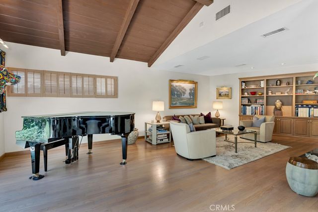 16700 Bosque Drive, Encino, CA 91436