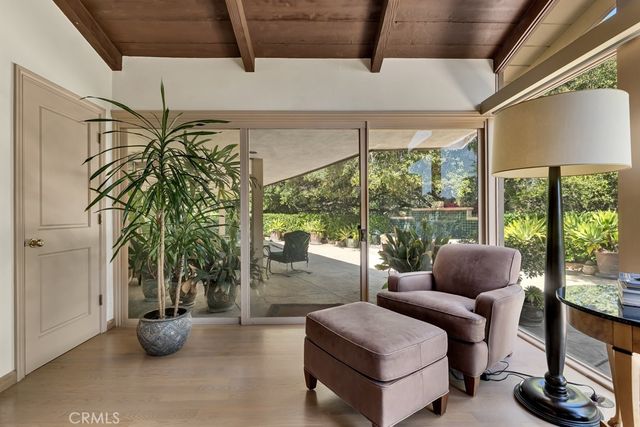 16700 Bosque Drive, Encino, CA 91436
