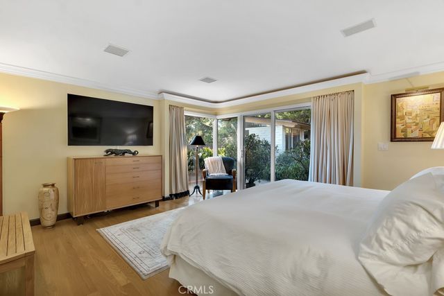 16700 Bosque Drive, Encino, CA 91436