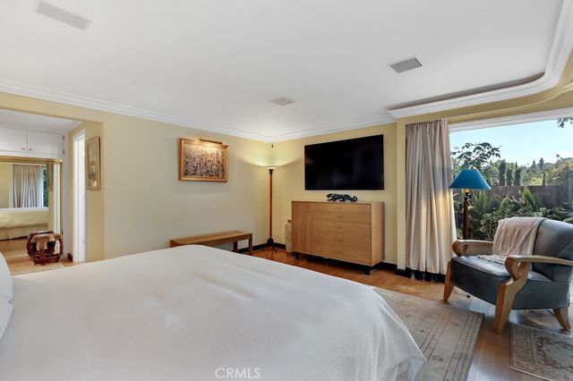 16700 Bosque Drive, Encino, CA 91436