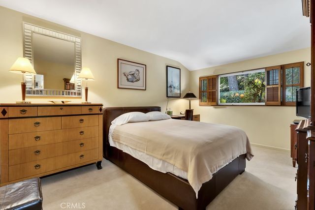 16700 Bosque Drive, Encino, CA 91436