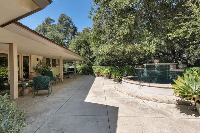 16700 Bosque Drive, Encino, CA 91436