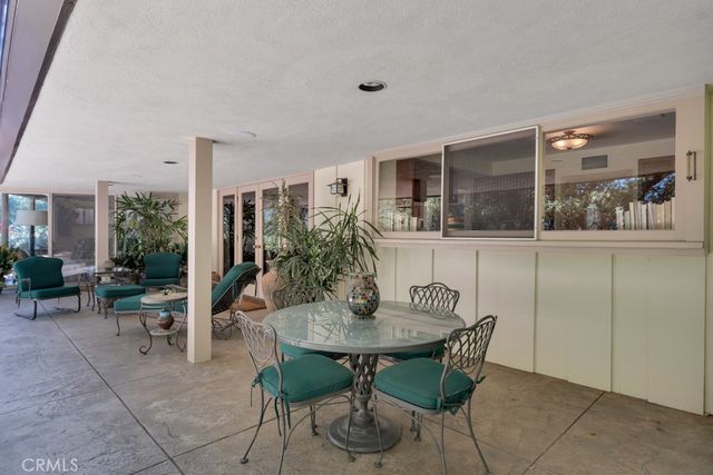 16700 Bosque Drive, Encino, CA 91436